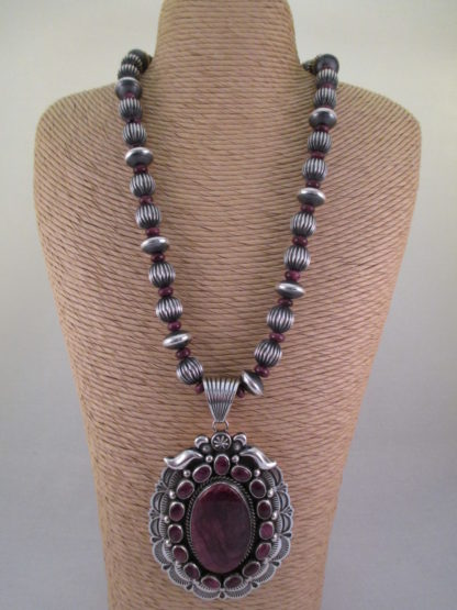Purple Spiny Oyster Shell Necklace & Earring Set