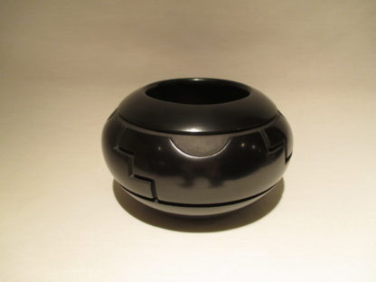 Jeff Roller Santa Clara Pueblo Pottery – Small Carved Bowl