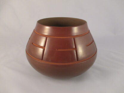 Jordan Roller Brown-Fired Carved Bowl – Santa Clara Pottery