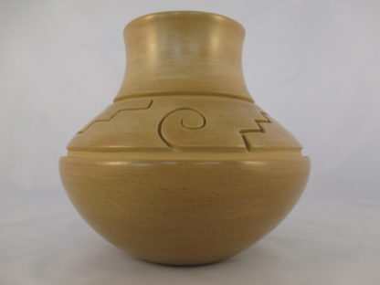 Tan Toni Roller Pottery