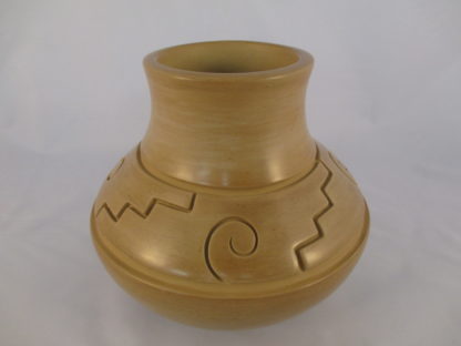 Tan Toni Roller Pottery