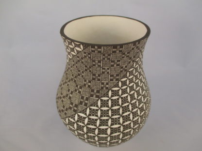 Pottery by Daniel Lucario – Acoma Pueblo