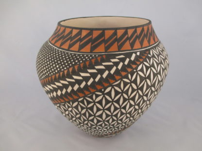 Acoma Pueblo Pottery Jar by Sandra Victorino (Large)