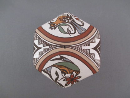 Acoma Seed Pot with Bird design by Diane Lewis-Garcia