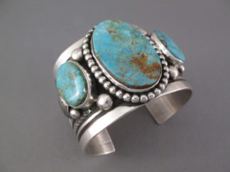 IMPRESSIVE Royston Turquoise Cuff Bracelet