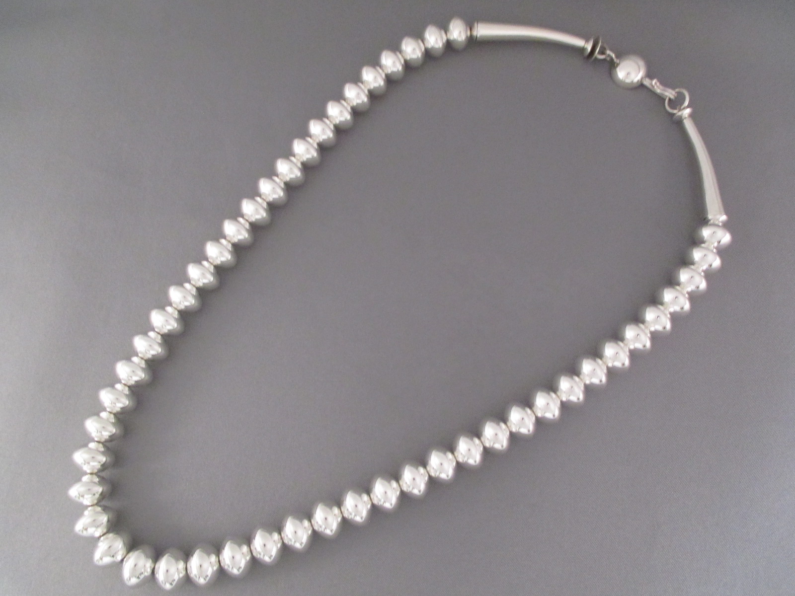 Sterling Silver 5mm 22 Inch Pearls Bead Necklace. 