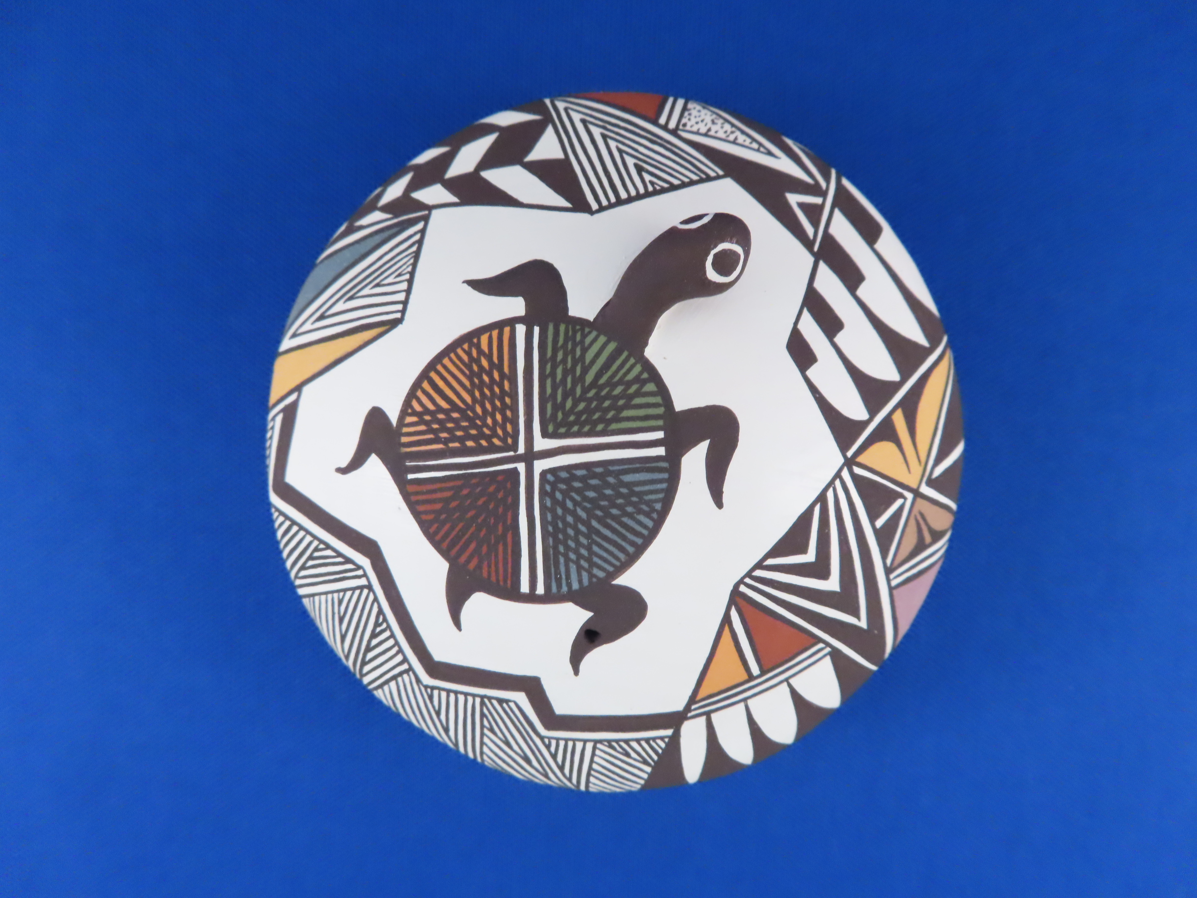 Carolyn Concho Seed Pot with Turtle (Acoma Pottery)