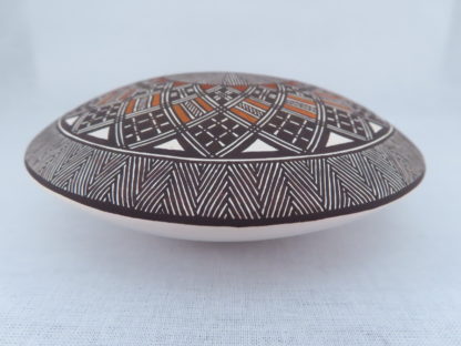 Rebecca Lucario Fine-Line Acoma Seed Pot