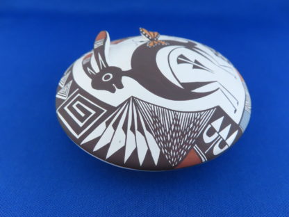 RABBIT Seed Pot by Carolyn Concho (Acoma Pueblo)