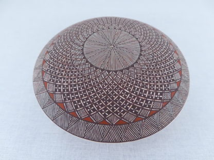 Larger Fine-Line Acoma Seed Pot by Rebecca Lucario