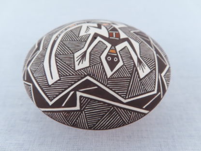 Rebecca Lucario Fine-Line Acoma Seed Pot with Geckos