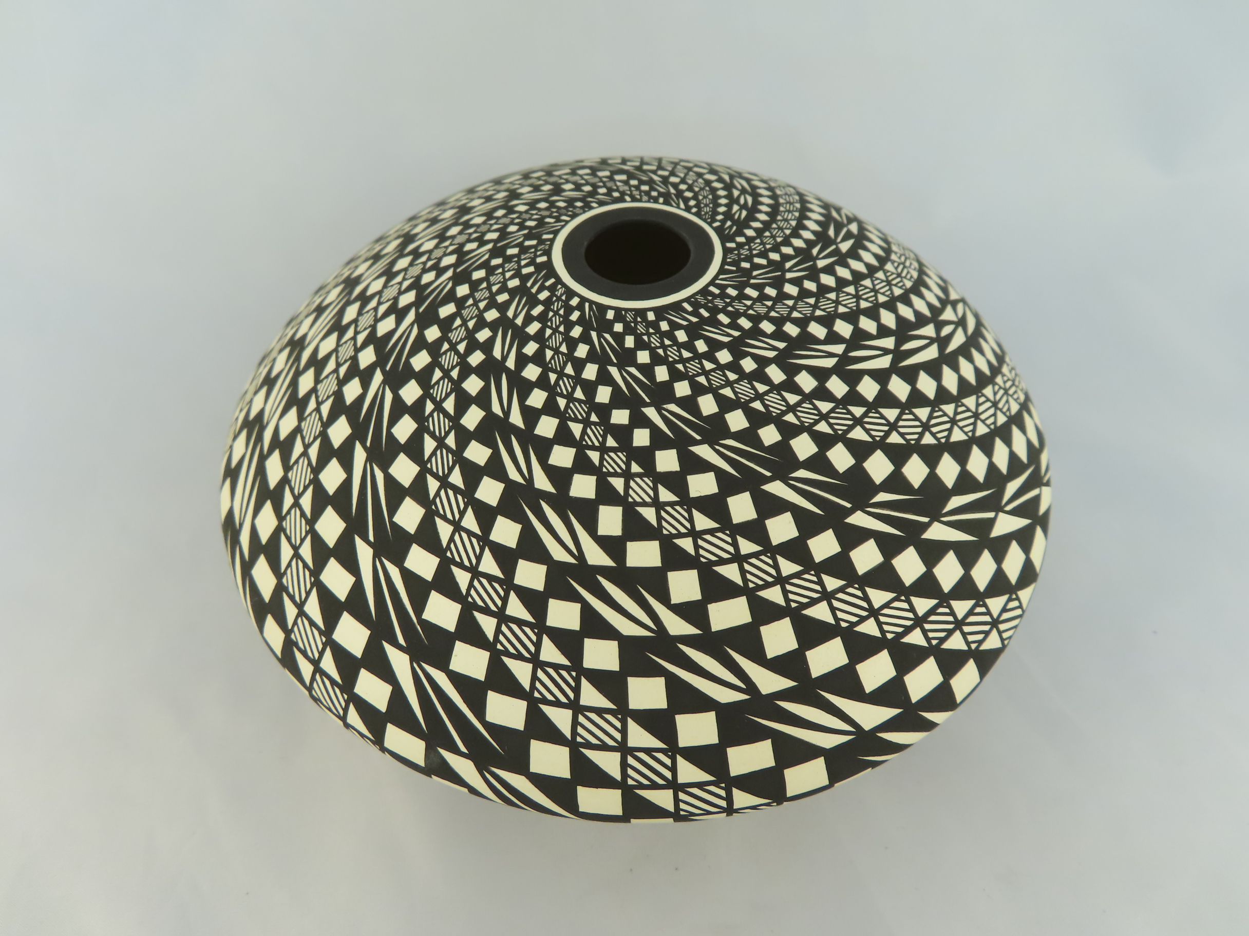 Native American Pottery - Black & White Painted 'Swirl' Pot by Laguna Pueblo Potter, Robert Kasero, Sr. FOR SALE $695-