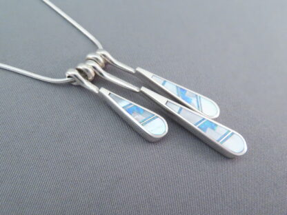 Detailed Multi-Stone Inlay Pendant Necklace